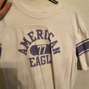 American eagle white t-shirt